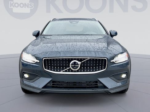 New 2026 Volvo V60 B5 Cross Country Plus w/ Protection Package Premier image 11