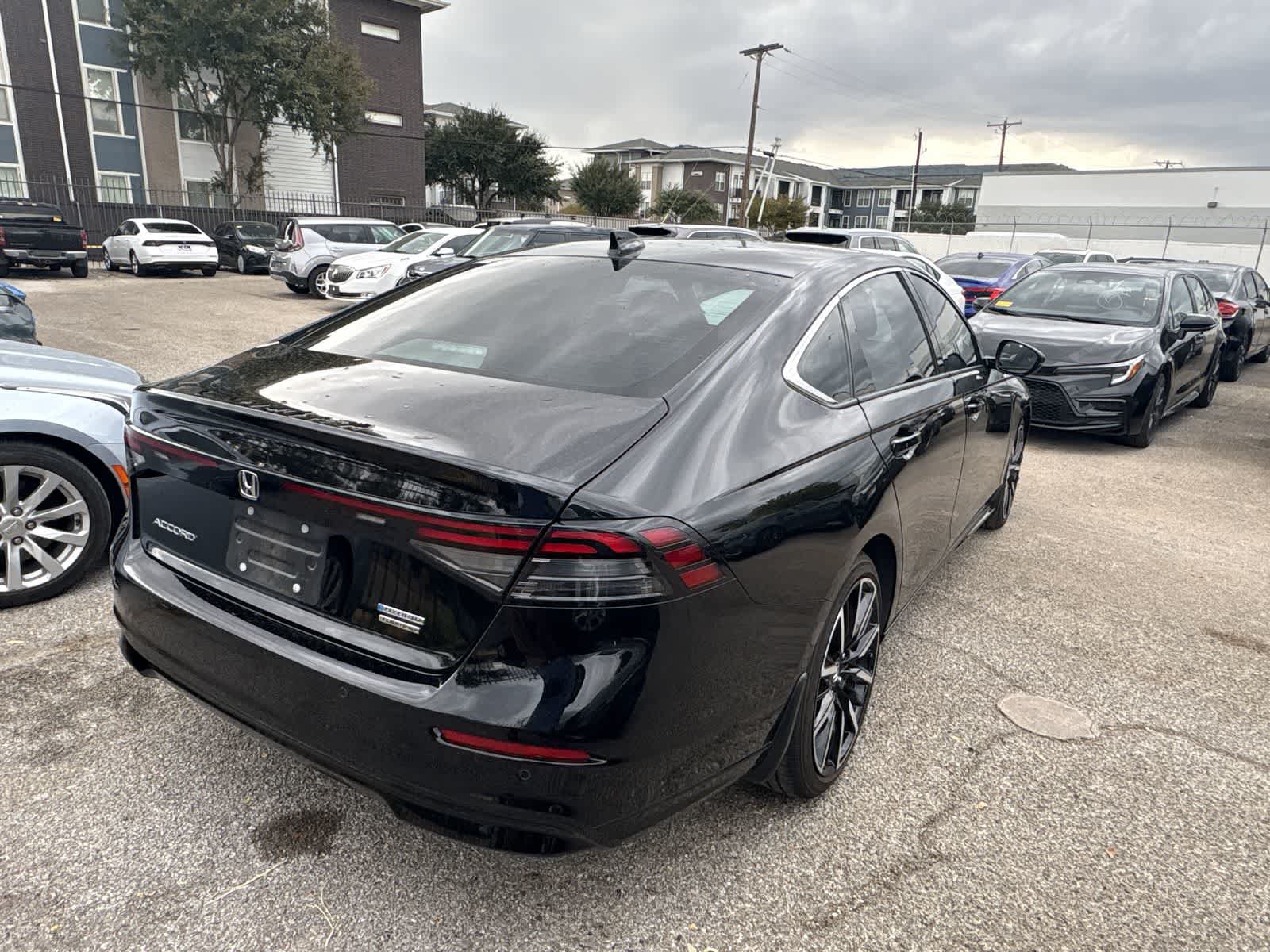 Used 2024 Honda Accord Touring image 5