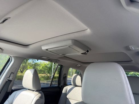 Used 2021 Honda Pilot Elite image 27