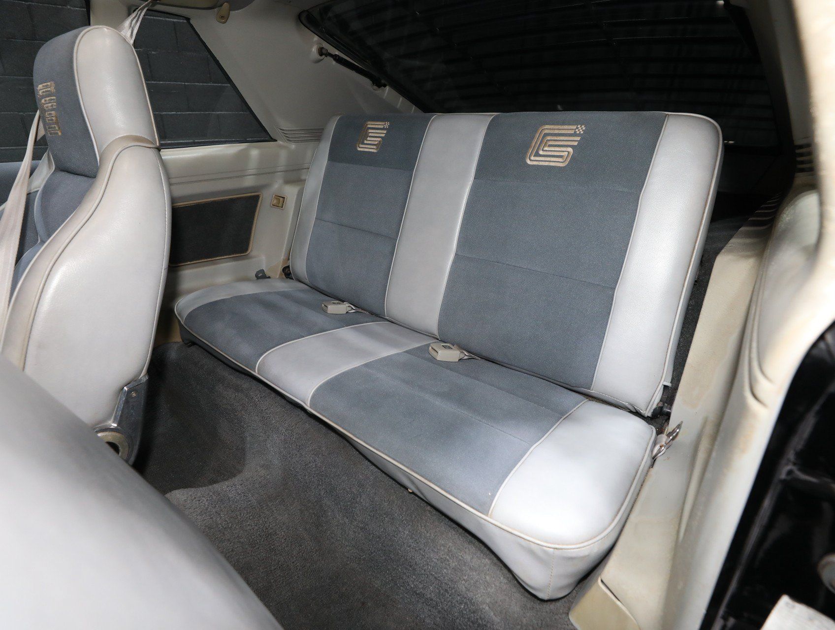 Used 1987 Dodge Charger Shelby FWD image 4