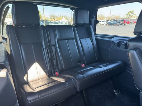 Used 2013 Ford Expedition Limited image 22