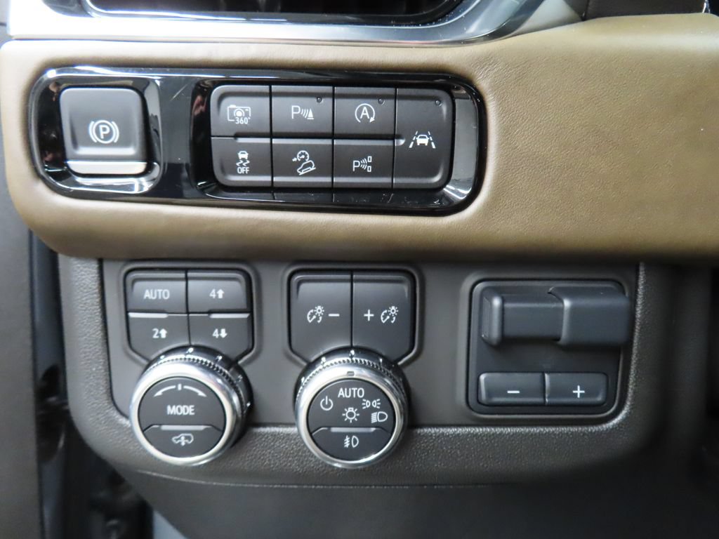 Used 2025 GMC Yukon XL Denali Ultimate AWD/4WD image 64