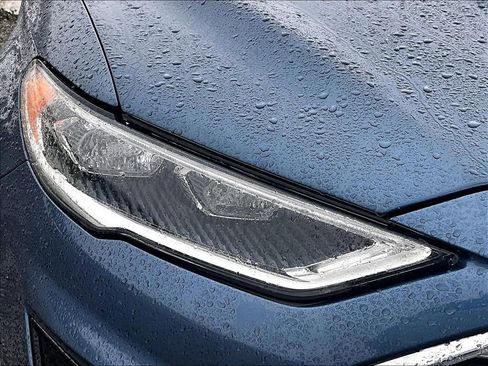 Used 2019 Ford Fusion SEL image 26