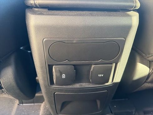 Used 2023 Ford Explorer XLT w/ Equipment Group 202A image 13