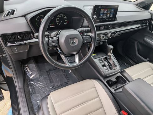 Used 2025 Honda CR-V Sport Touring image 10