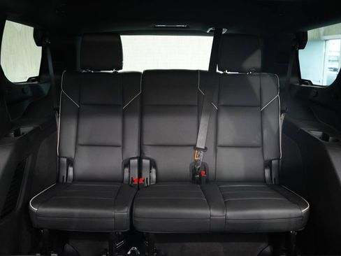 Used 2025 Cadillac Escalade Premium Luxury AWD/4WD image 42