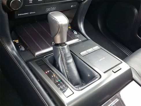 Used 2023 Lexus GX 460 Luxury w/ Sport Design Package image 12