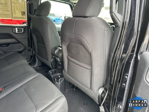 Used 2023 Jeep Gladiator Overland image 49