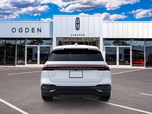 New 2026 Lincoln Nautilus Premier AWD/4WD image 5