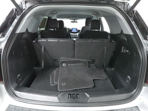 Certified 2024 Ford Explorer XLT w/ Equipment Group 202A AWD/4WD image 30