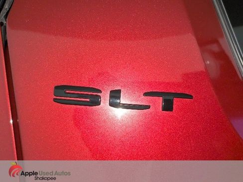 Used 2021 GMC Acadia SLT w/ Elevation Edition image 55