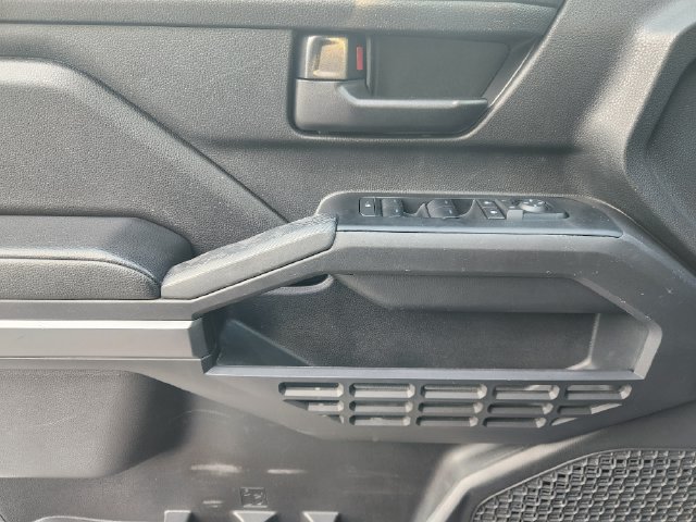 Used 2025 Toyota Tacoma SR5 RWD image 21