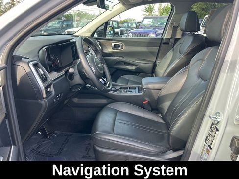 Used 2023 Kia Sorento X-Line EX image 10