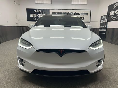 Used 2020 Tesla Model X Performance AWD/4WD image 2