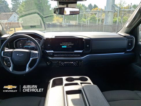 Certified 2026 Chevrolet Silverado 1500 RST AWD/4WD image 9
