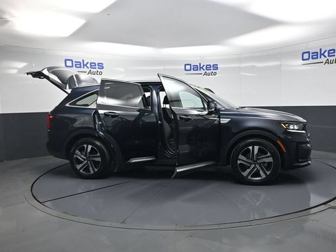 Used 2022 Kia Sorento SX AWD/4WD image 56