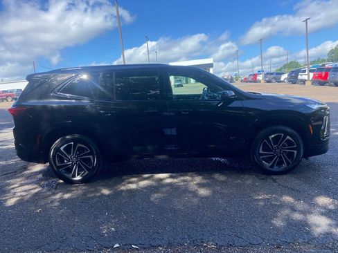 New 2026 Buick Enclave Sport Touring w/ Power Package FWD image 6