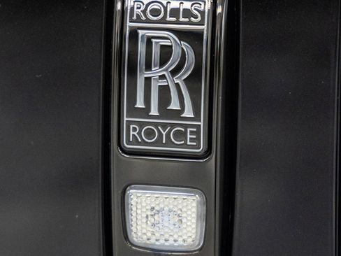 New 2026 Rolls-Royce Cullinan Black Badge image 15