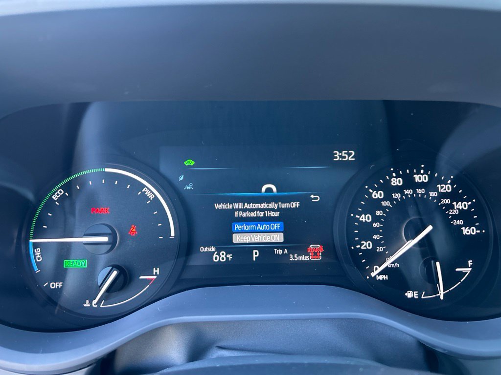 New 2026 Toyota Sienna XLE AWD/4WD image 15