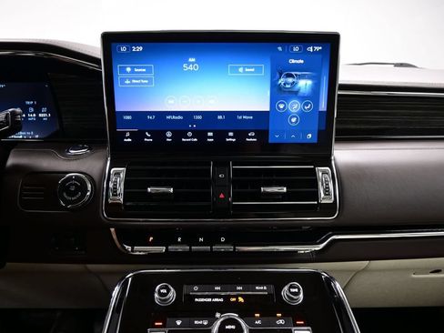 Used 2023 Lincoln Navigator L Black Label AWD/4WD image 24