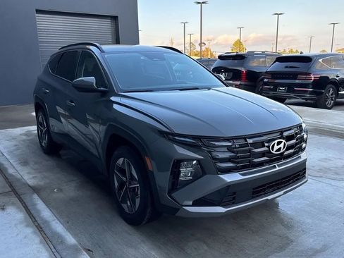 New 2026 Hyundai Tucson SEL image 2