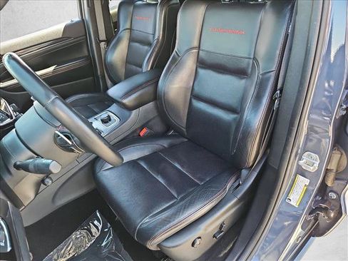 Used 2020 Jeep Grand Cherokee Trailhawk w/ Trailhawk Luxury Group AWD/4WD image 16