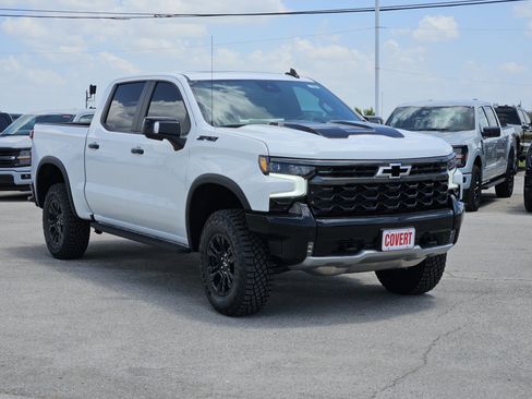 New 2026 Chevrolet Silverado 1500 ZR2 w/ Dark Appearance Package AWD/4WD image 2