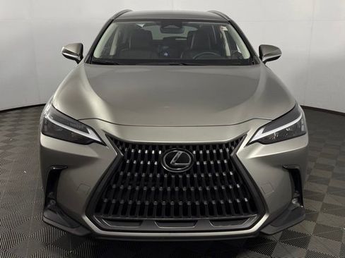 Used 2024 Lexus NX 250 FWD image 2