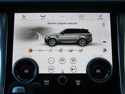 Used 2020 Land Rover Range Rover Sport HST image 27