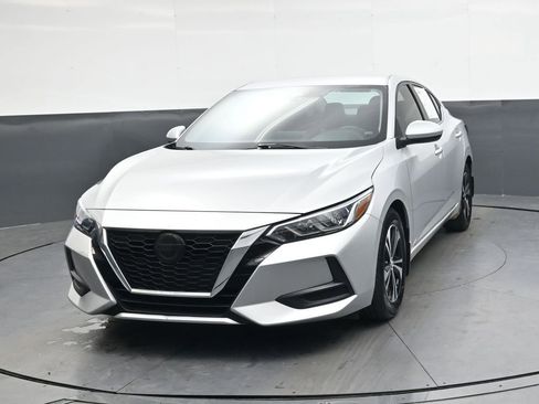 Used 2022 Nissan Sentra SV w/ Trunk Package image 9