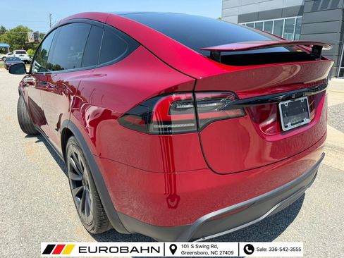 Used 2023 Tesla Model X AWD/4WD image 3