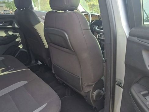 Used 2025 Chevrolet TrailBlazer LT image 17