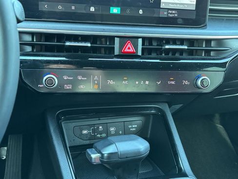 Used 2025 Kia K5 GT-Line w/ GT-Line Premium Package image 22