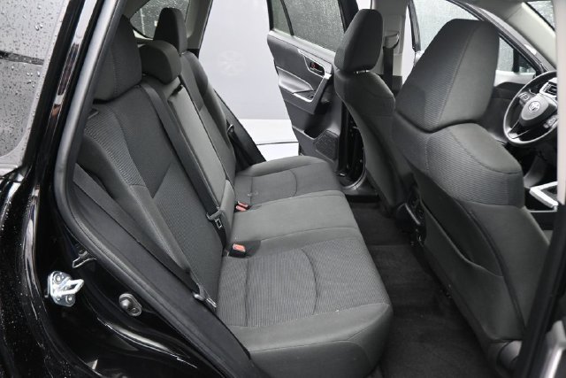 Used 2025 Toyota RAV4 LE AWD/4WD image 16