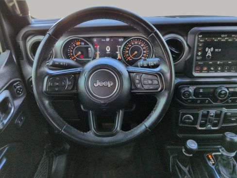 Used 2021 Jeep Wrangler Unlimited Sport AWD/4WD image 18