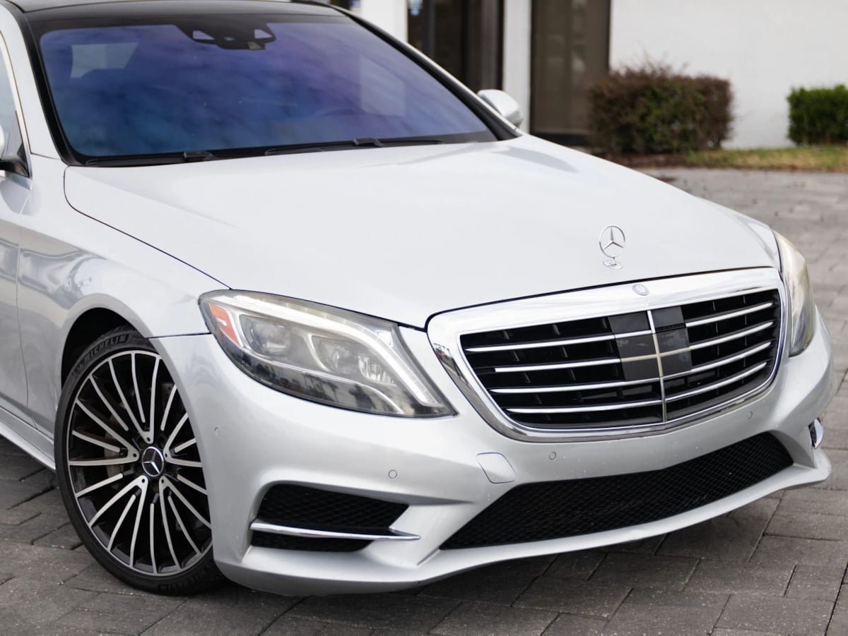 Used 2015 Mercedes-Benz S 550 Sedan image 3