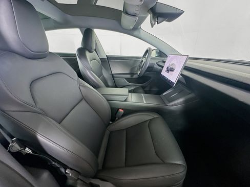 Used 2024 Tesla Model 3 RWD image 32