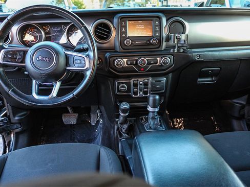 Used 2020 Jeep Gladiator Sport w/ Quick Order Package 24S image 17