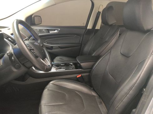 Used 2020 Ford Edge Titanium w/ Equipment Group 301A image 17