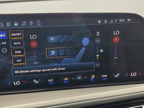New 2026 Chevrolet Traverse LT FWD image 11