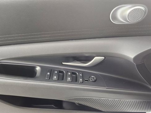 Certified 2025 Hyundai Elantra Blue image 9