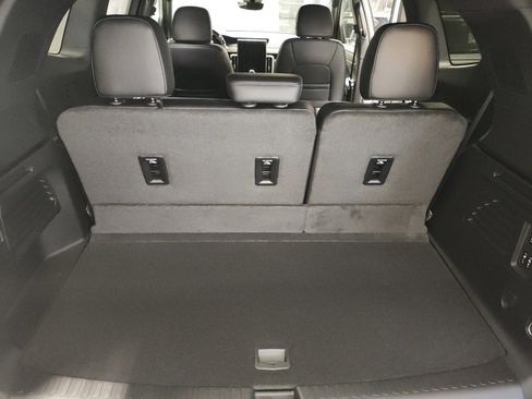 New 2026 GMC Acadia Denali w/ Super Cruise Package image 15