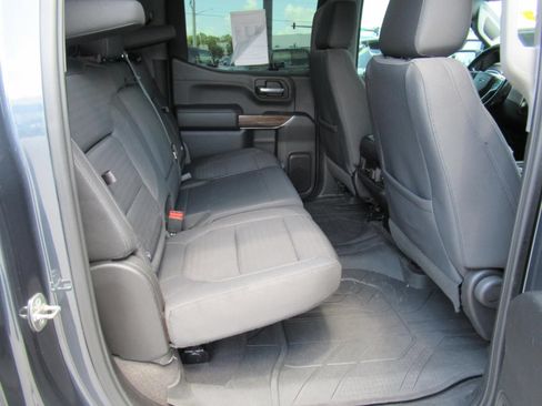 Used 2020 Chevrolet Silverado 1500 RST AWD/4WD image 31
