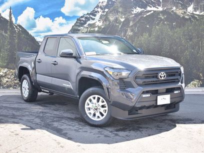 New 2025 Toyota Tacoma SR5