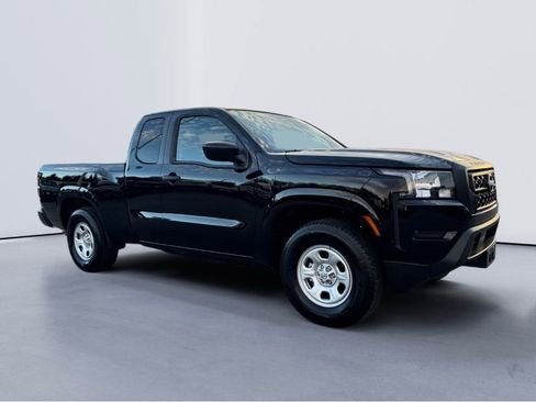 Used 2024 Nissan Frontier S w/ Technology Package image 6