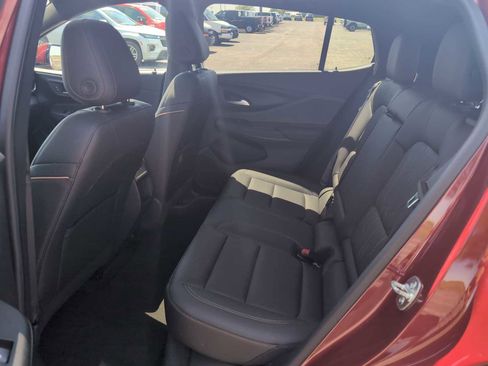 Used 2024 Buick Envista Avenir FWD image 24