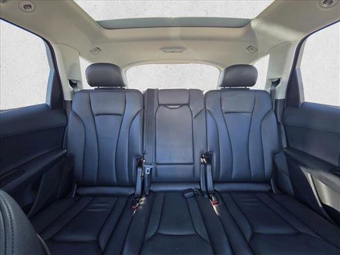 Used 2017 Audi Q7 3.0T Premium image 13