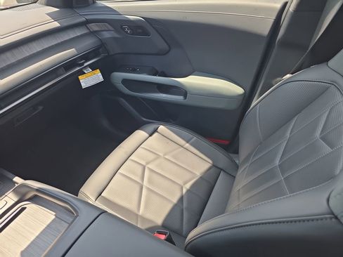 New 2027 Kia Telluride X-Line SX Prestige AWD/4WD image 16