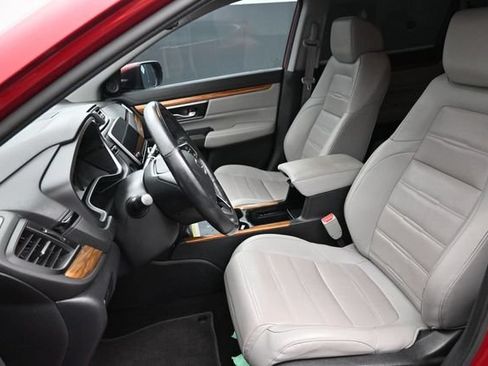 Used 2020 Honda CR-V Touring image 18
