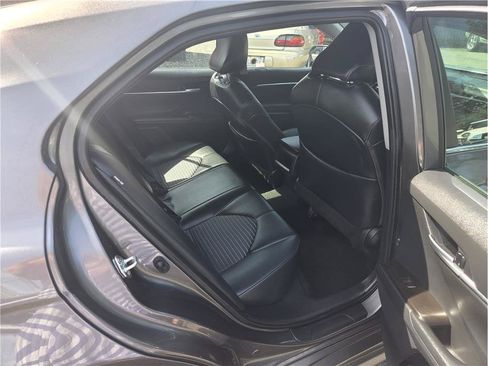 Used 2024 Toyota Camry SE w/ Cold Weather Package FWD image 20
